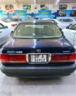 تۆیۆتا کراون